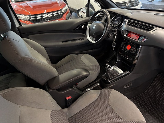 Citroen DS3 14 of 23