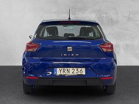 Seat Ibiza 4 of 5