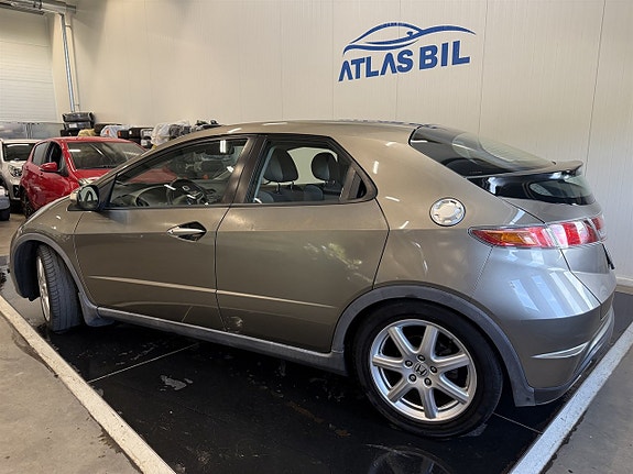 Honda Civic 3 of 5