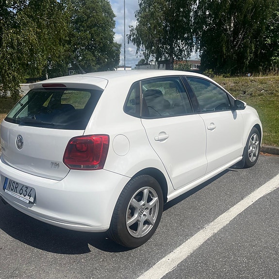 Volkswagen Polo 9 of 12