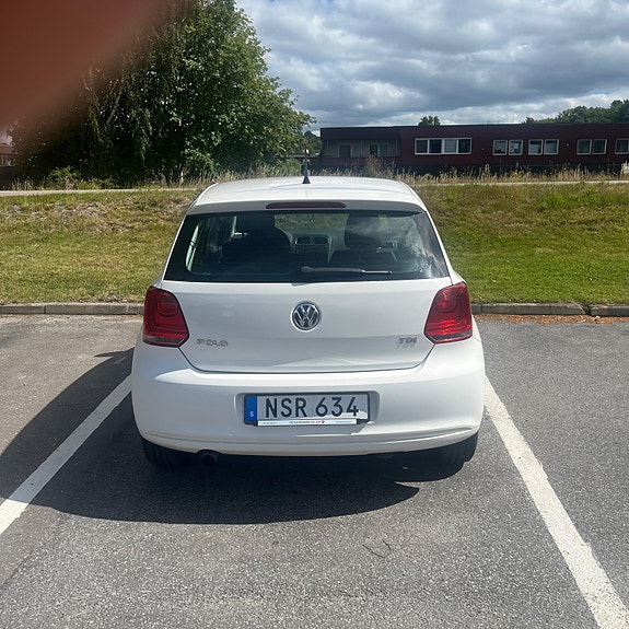 Volkswagen Polo 8 of 12