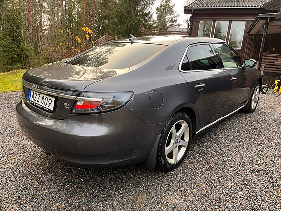 Saab 9-5 4 of 5