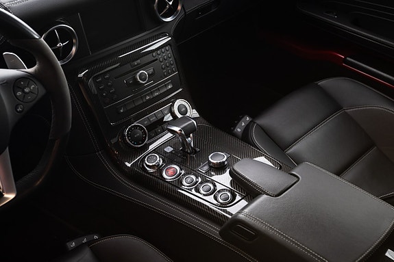 Mercedes-Benz SLS 12 of 30