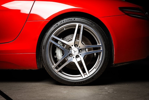 Mercedes-Benz SLS 30 of 30
