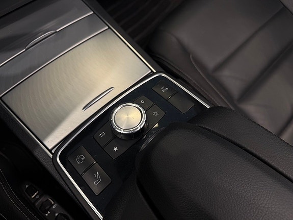 Mercedes-Benz E200 17 of 28