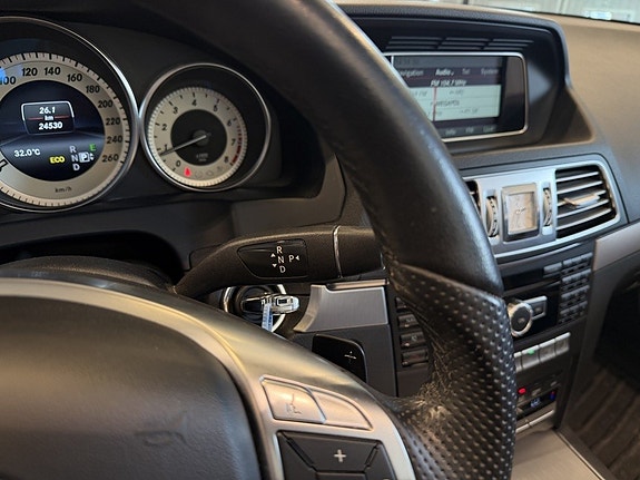 Mercedes-Benz E200 15 of 28