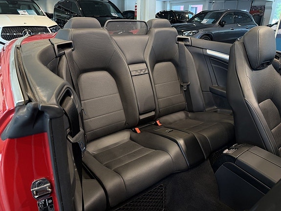 Mercedes-Benz E200 20 of 28
