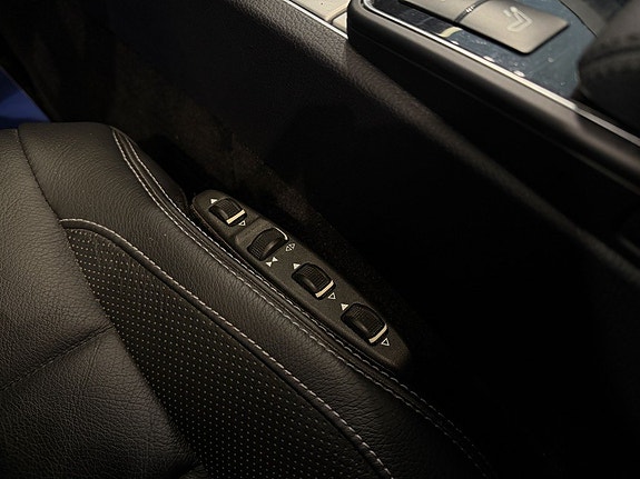 Mercedes-Benz E200 19 of 28