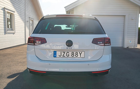 Volkswagen Passat 5 of 5