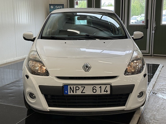 Renault Clio 7 of 12