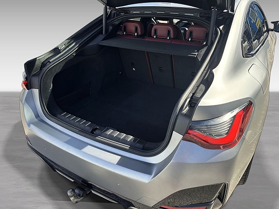 BMW i4 19 of 19