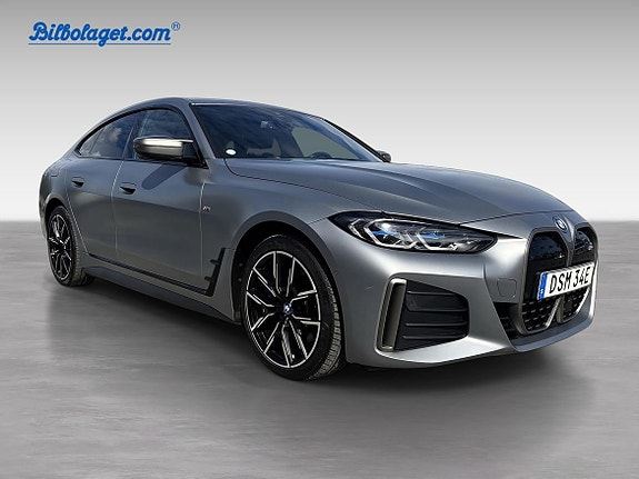 BMW i4 3 of 5