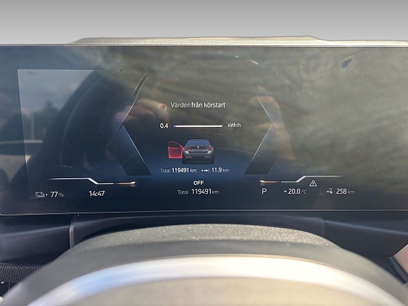 BMW i4 15 of 19
