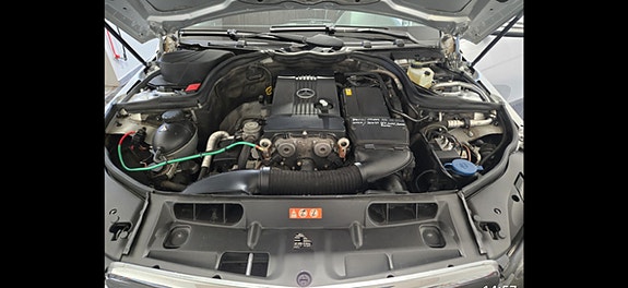 Mercedes-Benz C180 5 of 8