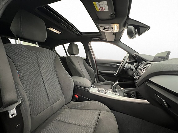 BMW M140i 25 of 30