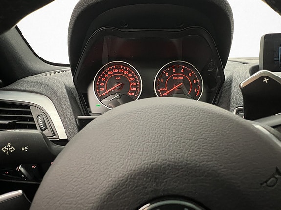 BMW M140i 16 of 30