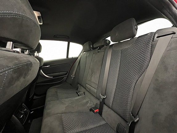 BMW M140i 27 of 30