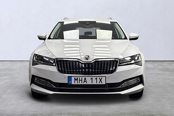 Skoda Superb 7 of 24