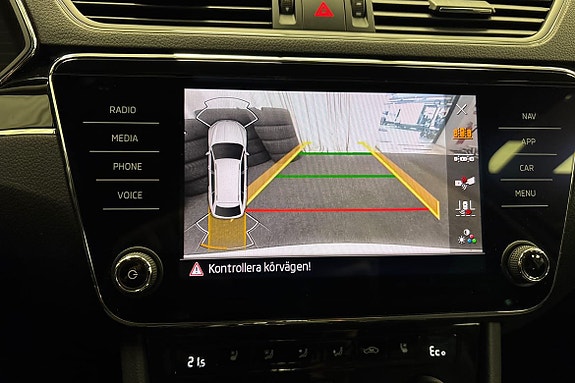 Skoda Superb 17 of 24