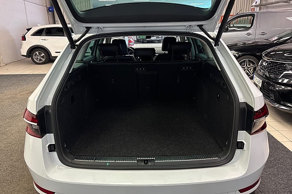 Skoda Superb 13 of 24