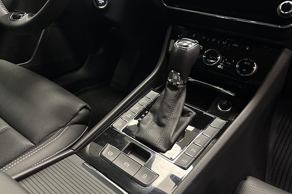 Skoda Superb 15 of 24
