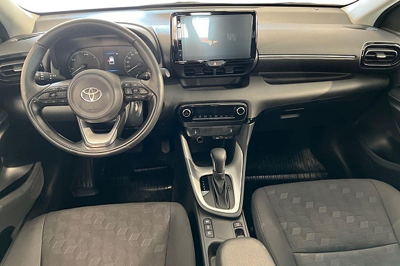 Toyota Yaris 10 of 21