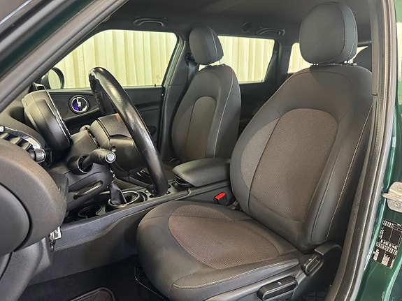 MINI Clubman Cooper D 8 of 27