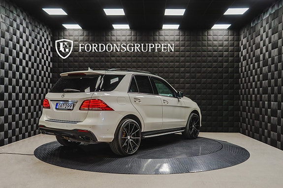 Mercedes-Benz GLE350 d 10 of 25