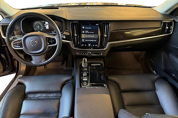 Volvo V90 11 of 23
