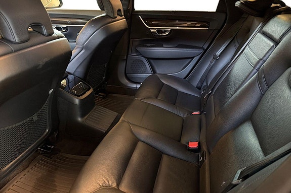 Volvo V90 19 of 23