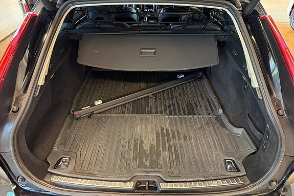 Volvo V90 21 of 23