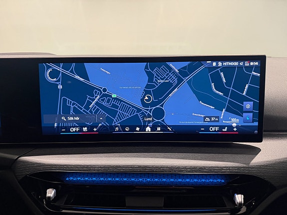 BMW i4 15 of 19