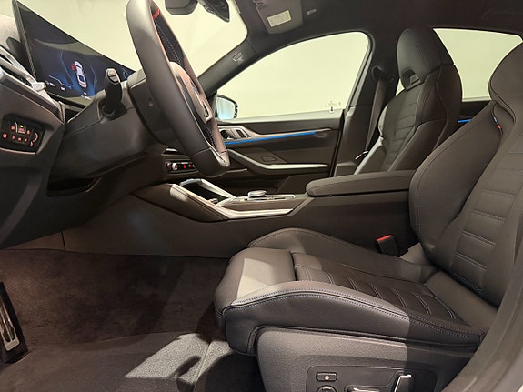 BMW i4 10 of 19