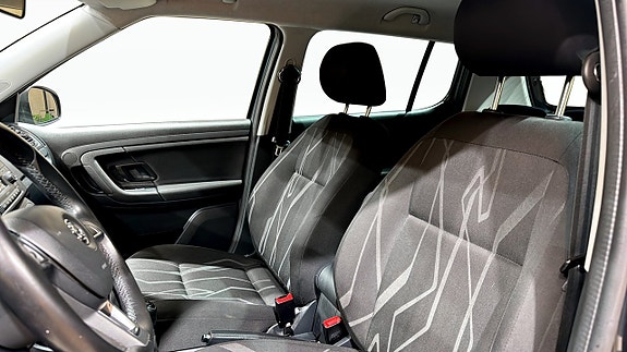 Skoda Fabia 8 of 17