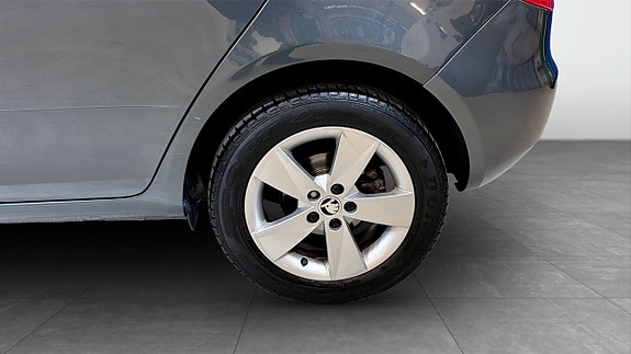 Skoda Fabia 6 of 17