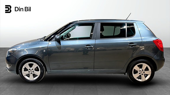 Skoda Fabia 2 of 17