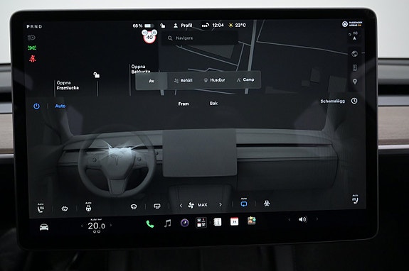 Tesla Model Y 14 of 27