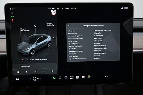 Tesla Model Y 13 of 27