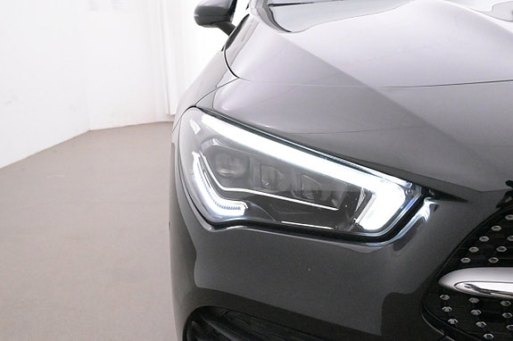 Mercedes-Benz CLA250 e 25 of 27