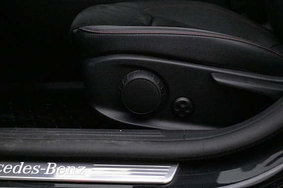 Mercedes-Benz CLA250 e 11 of 27