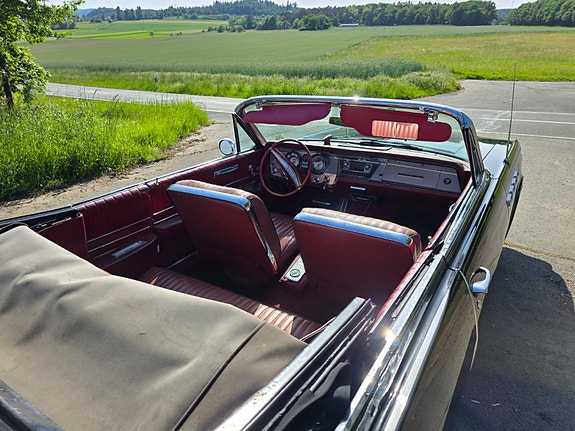 Buick Convertible 4 of 4
