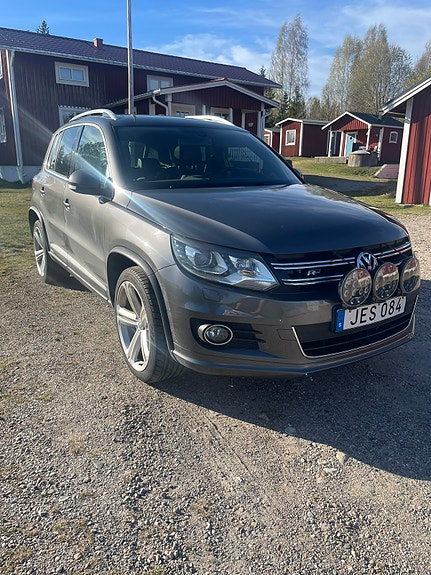 Volkswagen Tiguan 3 of 10