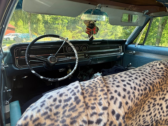 Pontiac Catalina 6 of 6