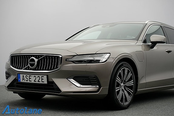 Volvo V60 13 of 30