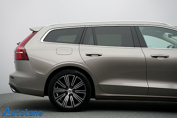 Volvo V60 14 of 30