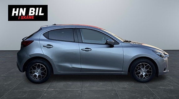 Mazda 2 6 of 14