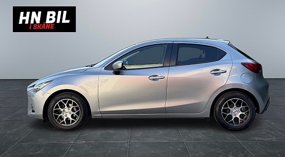 Mazda 2 5 of 5