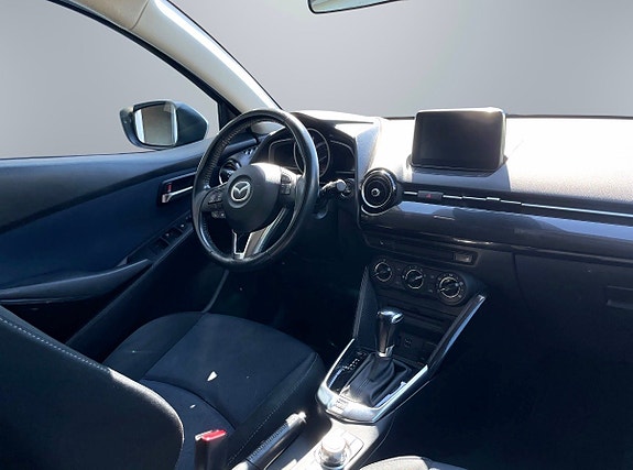 Mazda 2 7 of 14