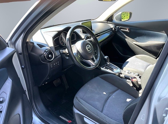 Mazda 2 8 of 14