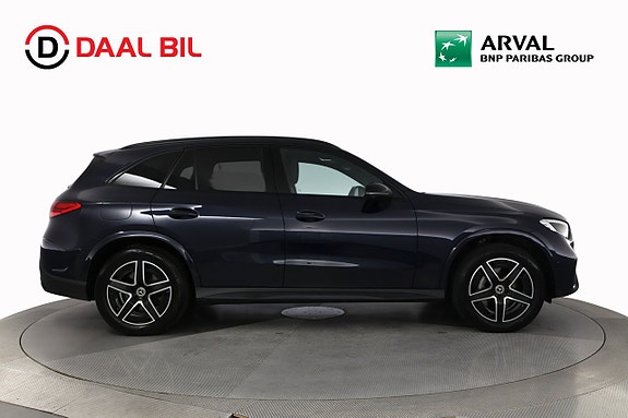 Mercedes-Benz GLC300 e 5 of 5